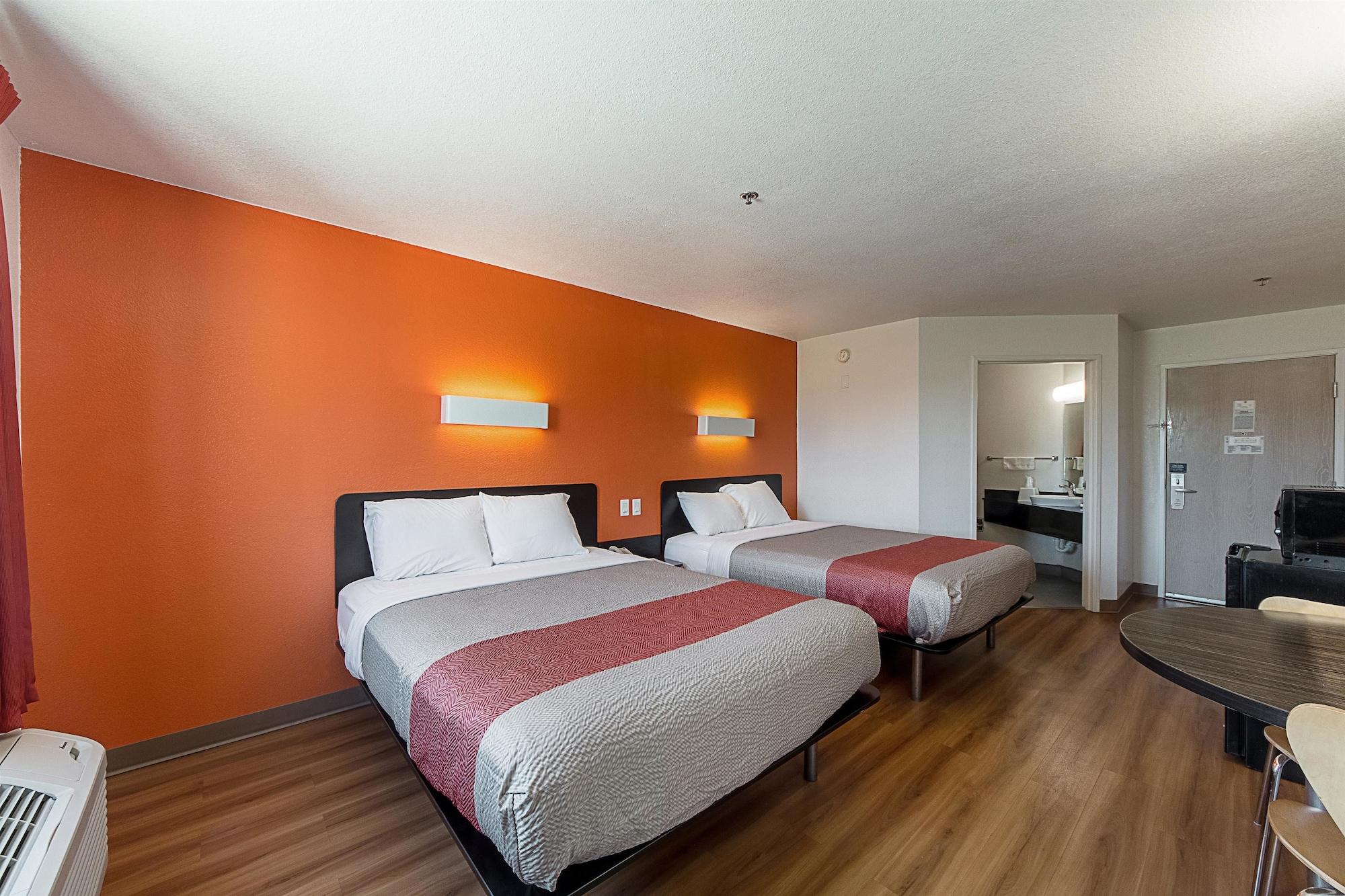 Motel 6-San Antonio, Tx - Downtown - Alamo Dome Dış mekan fotoğraf
