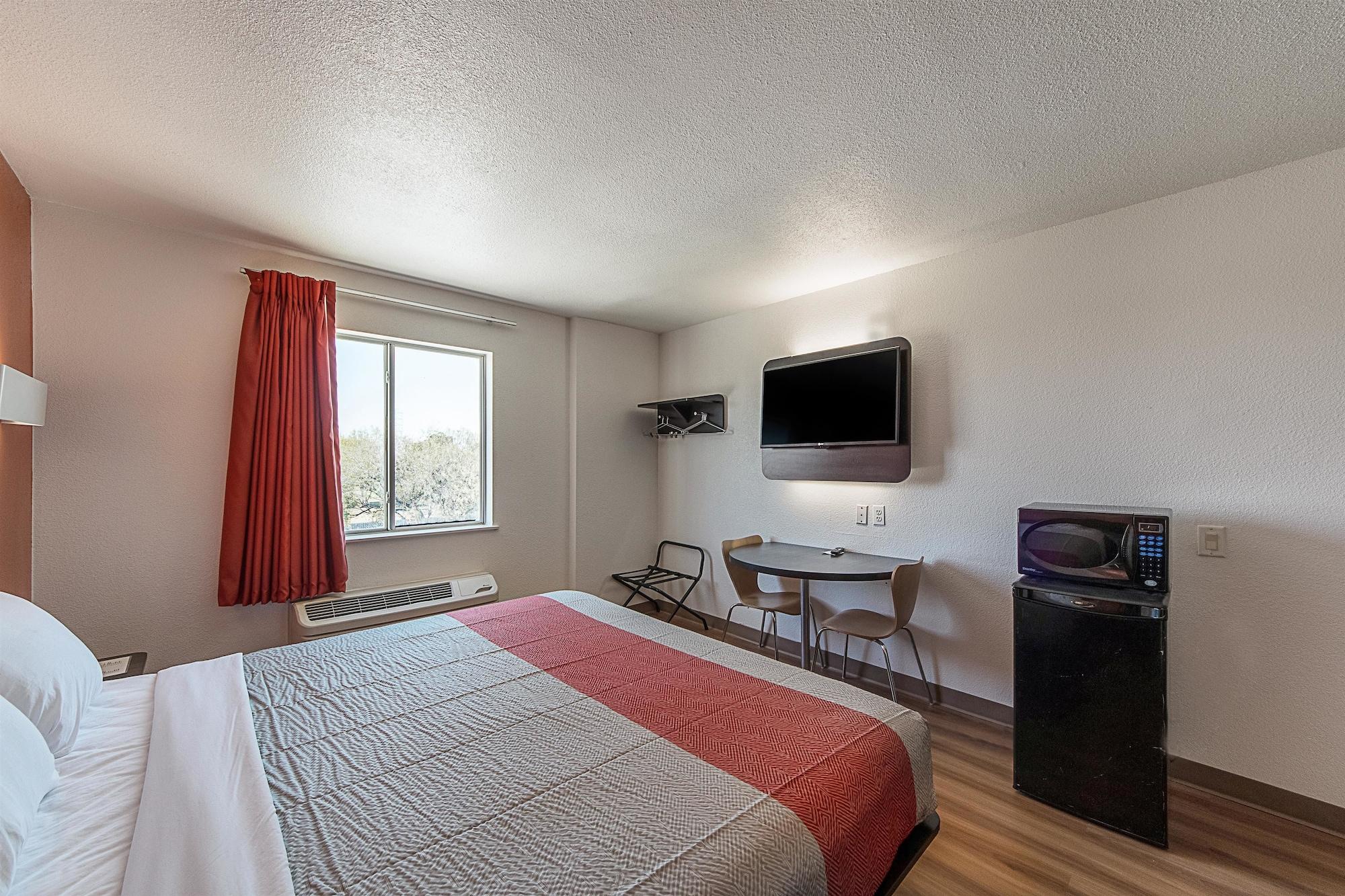 Motel 6-San Antonio, Tx - Downtown - Alamo Dome Dış mekan fotoğraf