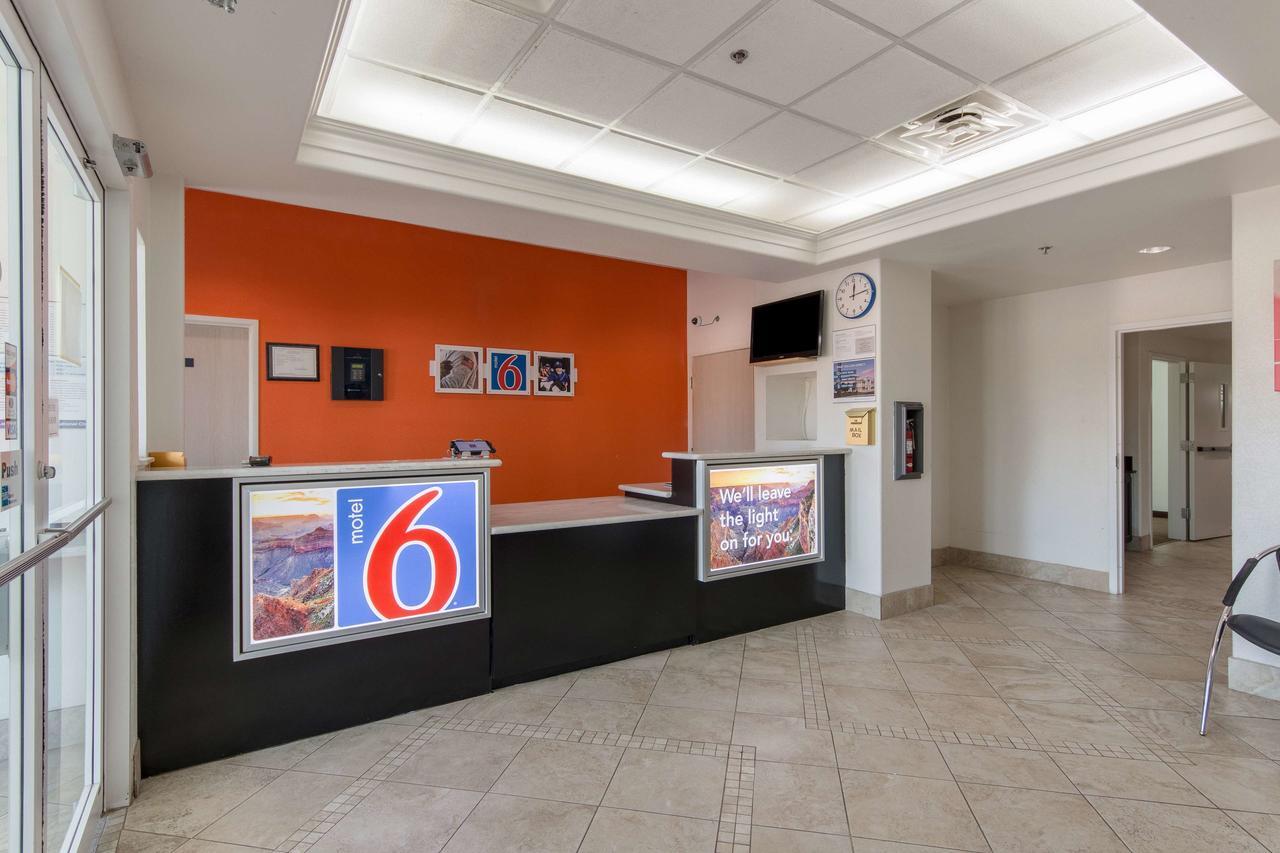 Motel 6-San Antonio, Tx - Downtown - Alamo Dome Dış mekan fotoğraf